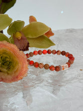 Load image into Gallery viewer, Nya armband i orange Jasper från Icon Design Living